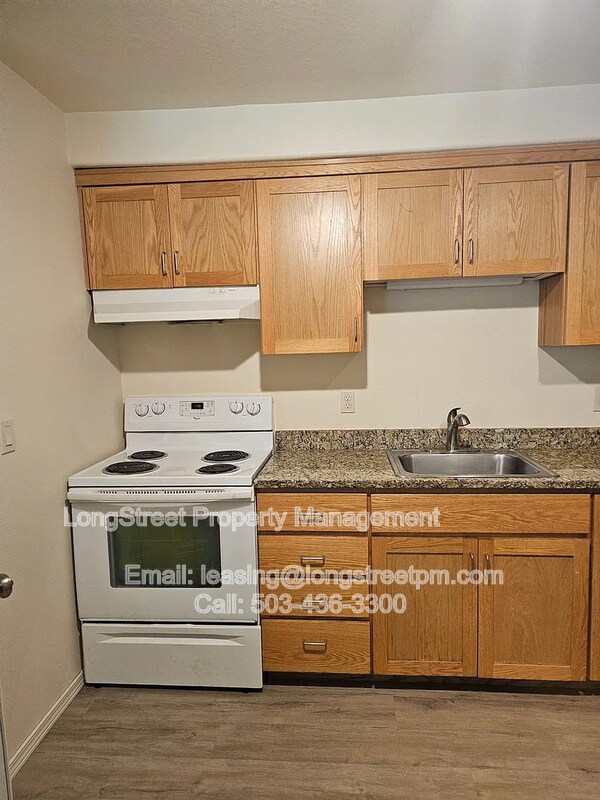 Foto del edificio - 300 SE 148th Ave