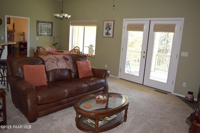 Foto del edificio - 1513 Spruce Canyon Dr