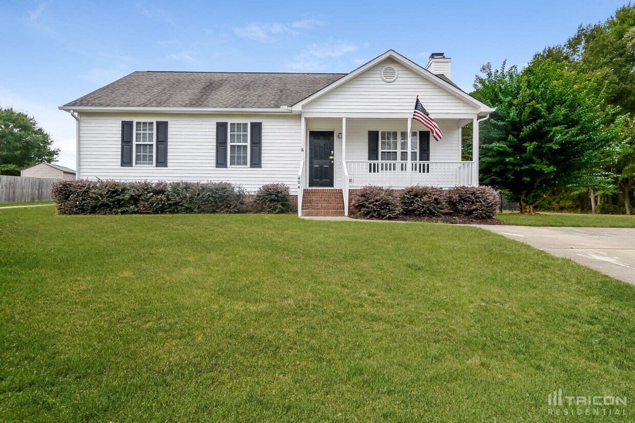 Foto principal - 404 Garrison Avenue Clayton NC