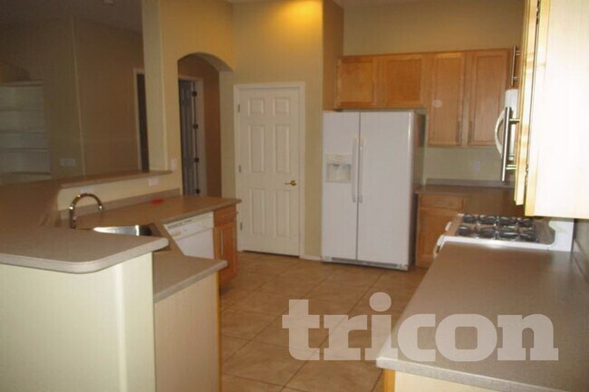 Foto del edificio - 7251 W Paradise Ln