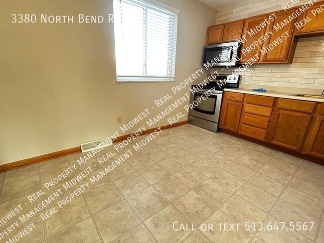 Building Photo - 3380 W North Bend Rd