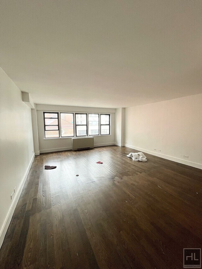 Foto del edificio - EAST 63 STREET