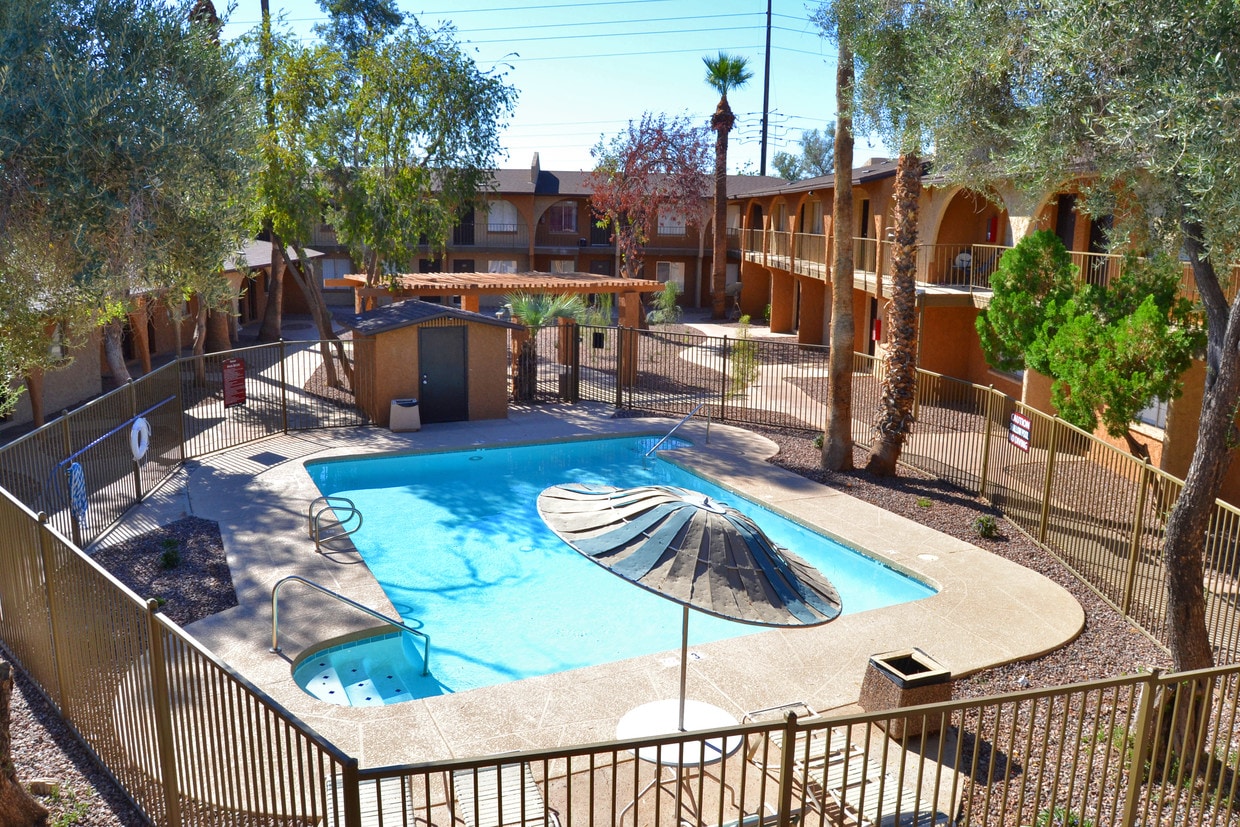 Courtyard at Encanto Apartments Apartments Phoenix, AZ