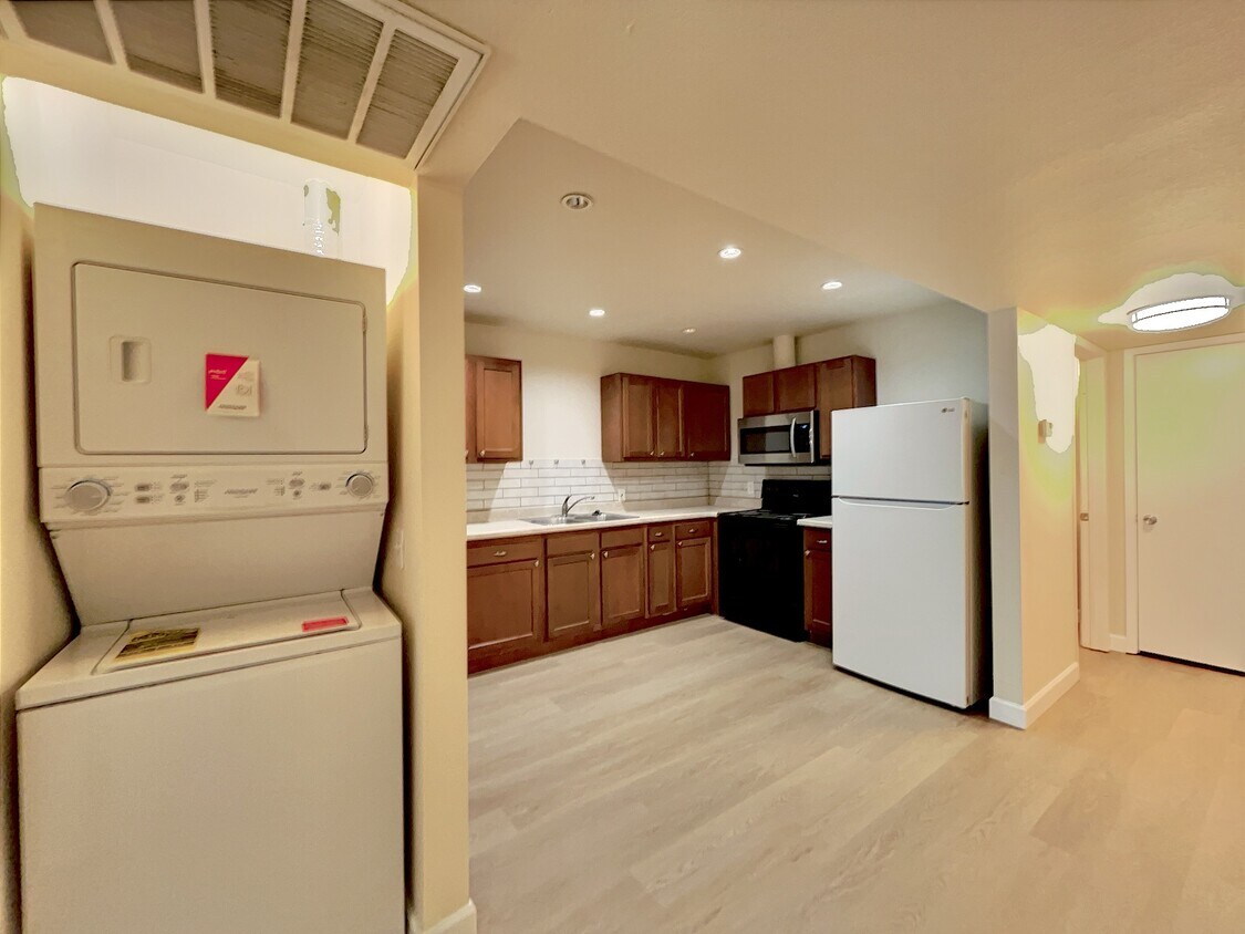 Foto principal - 4021 E Moreland St