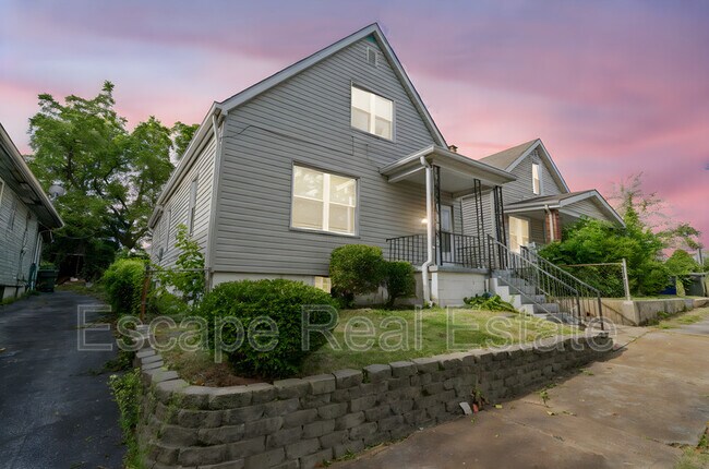 Foto del edificio - 5834 Victoria Ave