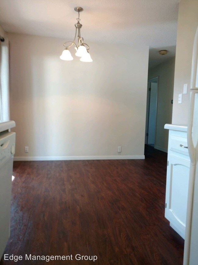 Building Photo - 3 br, 1 bath House - 1247 Doreen