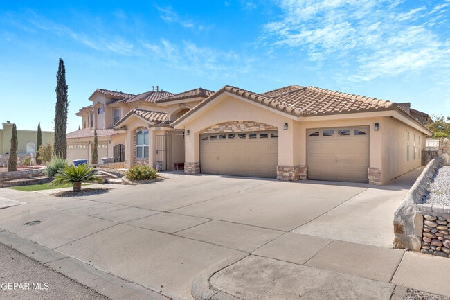 Building Photo - 12521 Paseo Alegre Dr