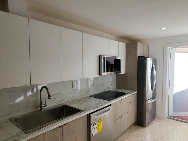 Building Photo - 91 NW 51st Pl