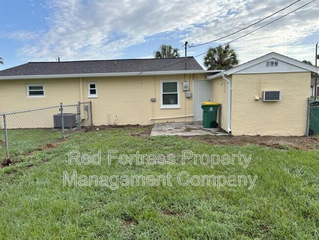 Foto del edificio - 26515 Angelica Rd