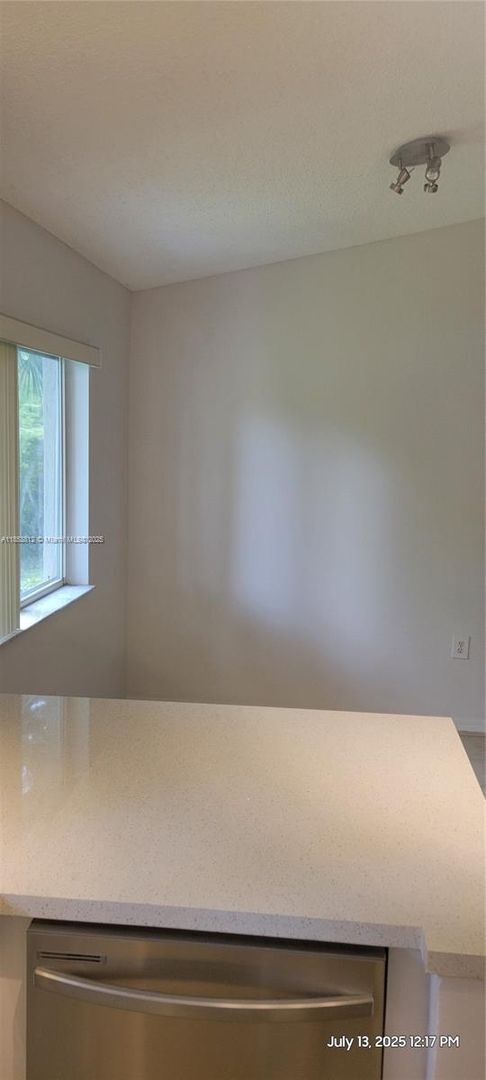 Foto del edificio - 2125 NW 77th Way