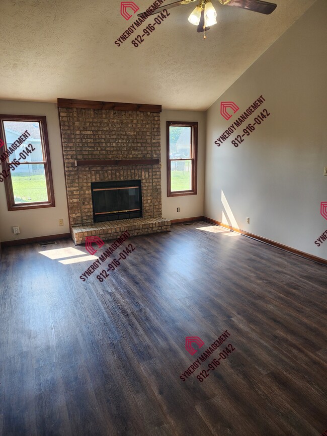 Building Photo - 4911 Shenandoah Ave