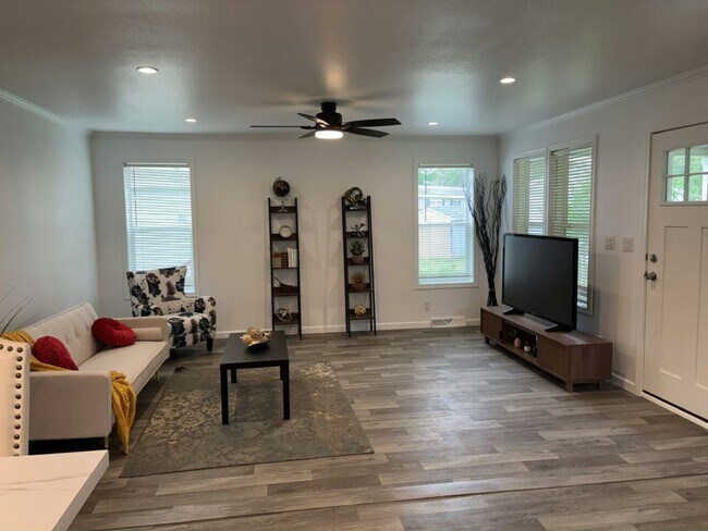 Foto del edificio - 521 Cimarron