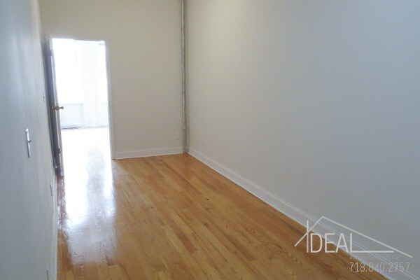 Foto del edificio - 835 Hart St