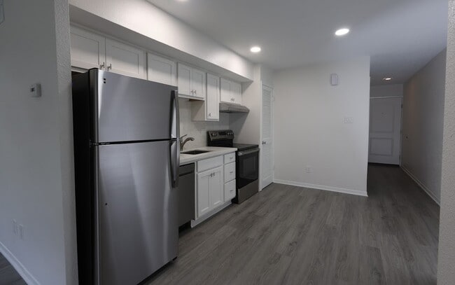 Building Photo - 12900 Walden Rd