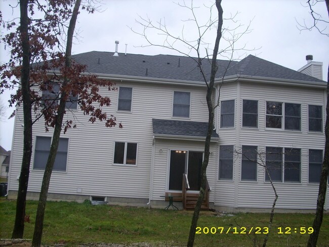 Building Photo - 16 Harvest Way