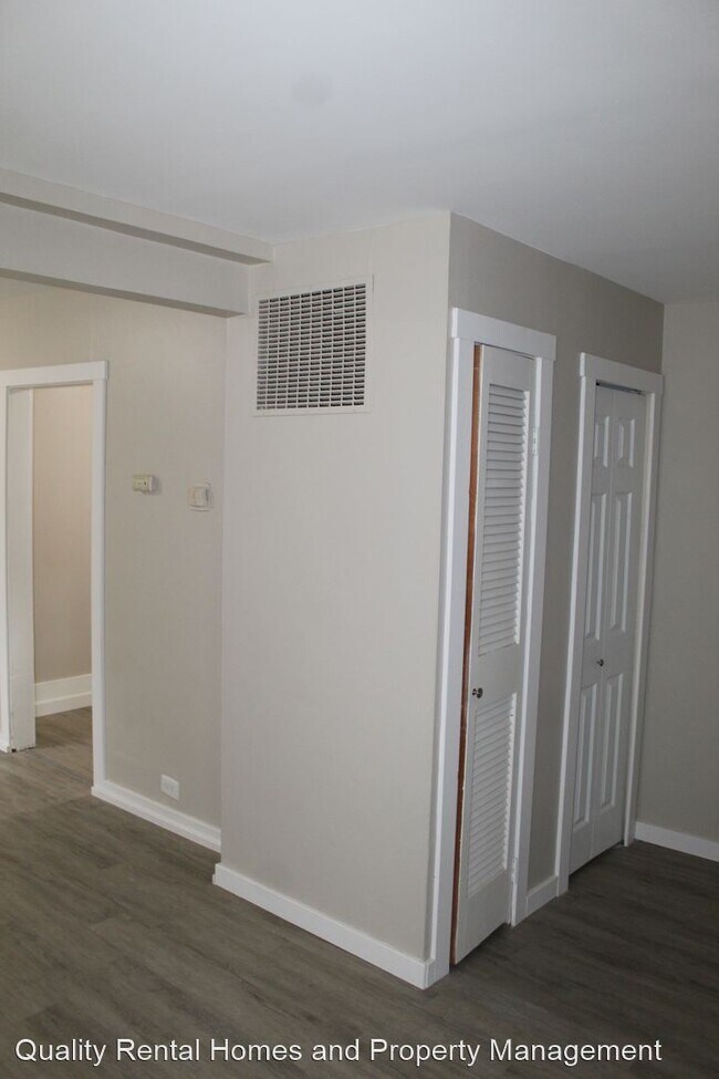 Foto del edificio - 2 br, 1 bath House - 2136 E Bristol Rd