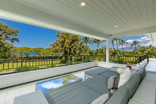 Building Photo - 70 Hale Hookipa Way