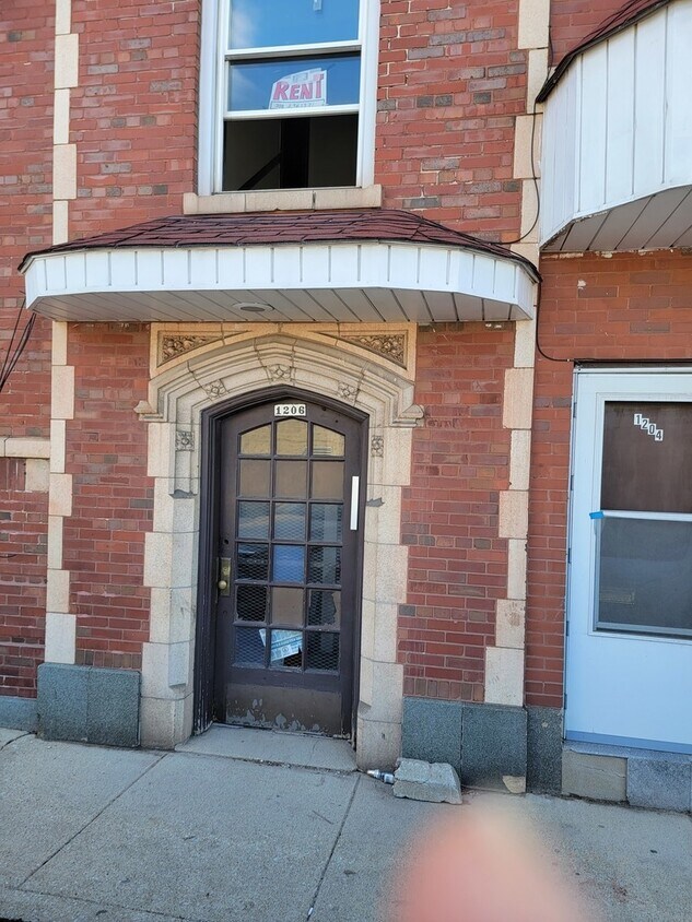 1208 S 57th Ave Unit 2N, Cicero, IL 60804 Condo for Rent in Cicero