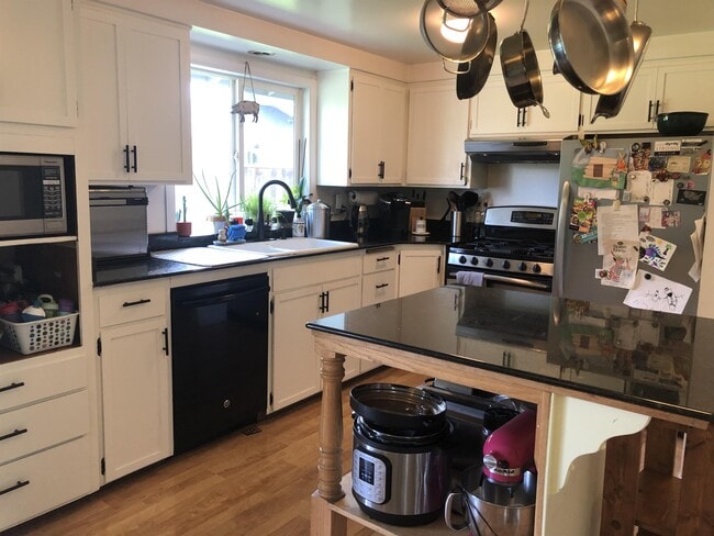 Photo - 2118 Elysium Ave House