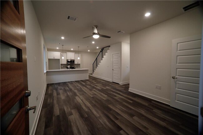 Foto del edificio - 6806 Porter St