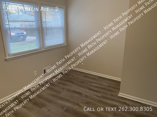 Building Photo - 234 W Laflin Ave