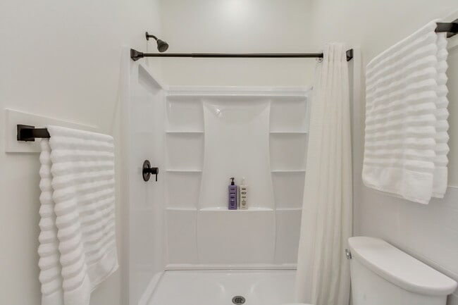 Building Photo - 12990 12990 S