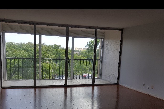 Livingroom - 3771 Environ Blvd