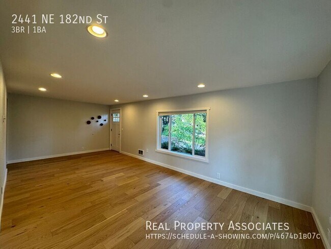 Building Photo - 2441 NE 182nd St