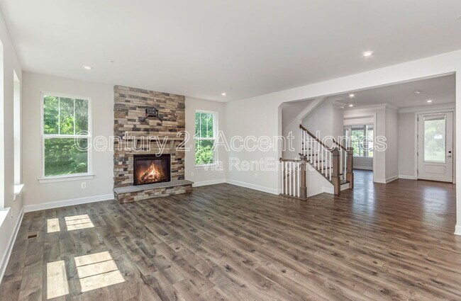 Foto del edificio - 2322 Duncan Ln