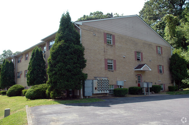 Building Photo - Washington Crossing