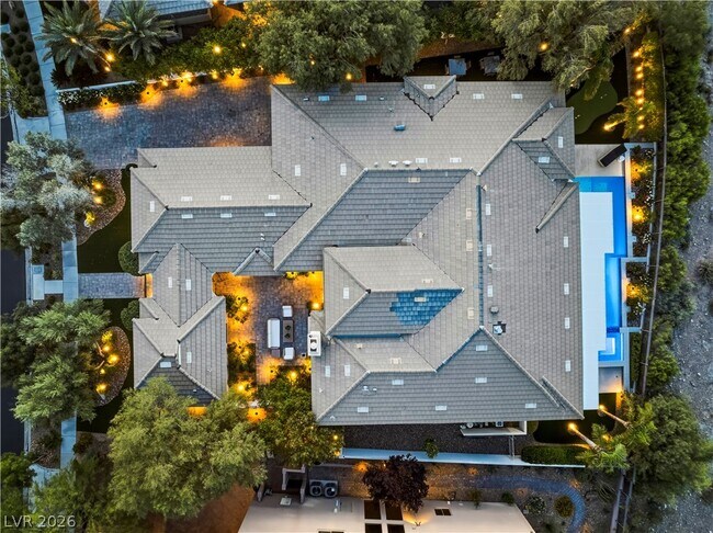 Building Photo - 9320 Tournament Canyon Dr