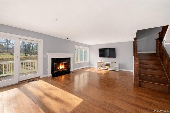 Building Photo - 42 Clarewood Dr