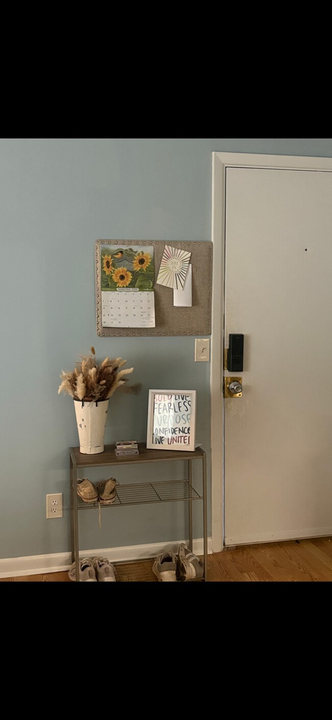 Foto del edificio - 220 Elm St