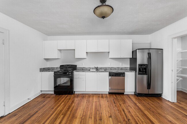 Building Photo - 2538 Brookside Pkwy N Dr