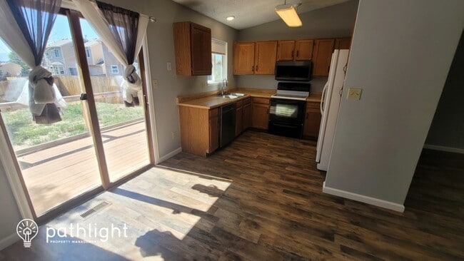 Building Photo - 1555 Piros Dr
