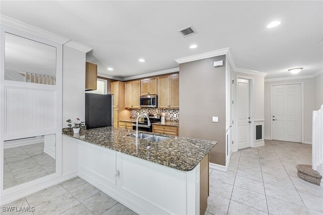 Building Photo - 7890 Bristol Cir