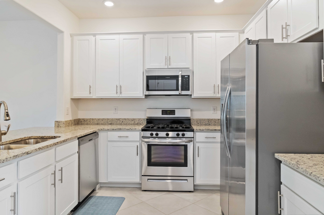 Building Photo - 15127 Lyla Ter