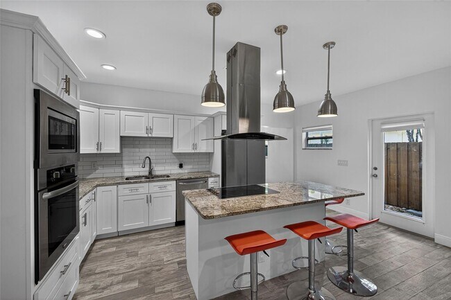 Foto del edificio - 2012 NW 12th Ave