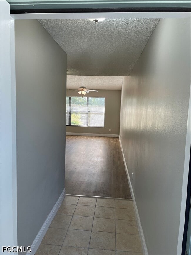 Building Photo - 13331 Greengate Blvd