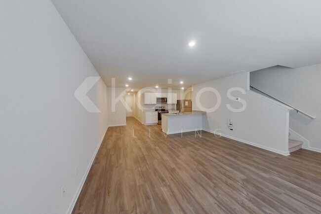 Foto del edificio - 325 Ironwood Ct