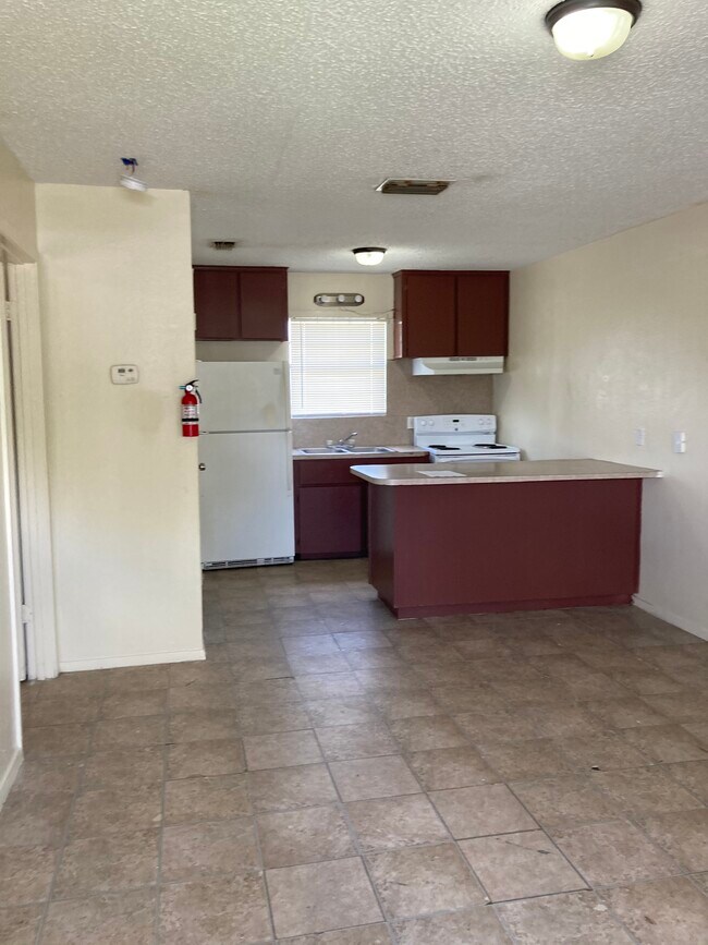 Foto del edificio - 2604 S Bridge Ave