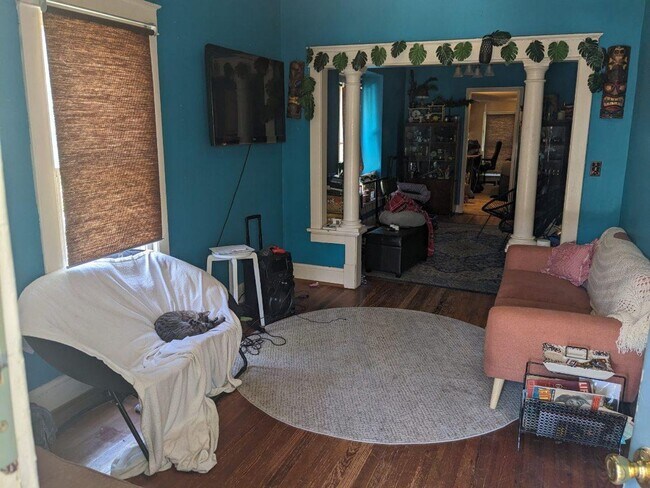 Building Photo - Great 2 bedroom available by KU Med