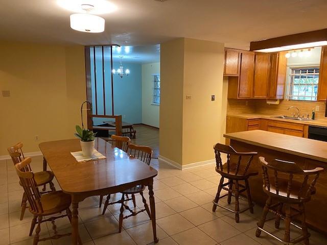 Foto del edificio - 5810 Nina Lee Ln