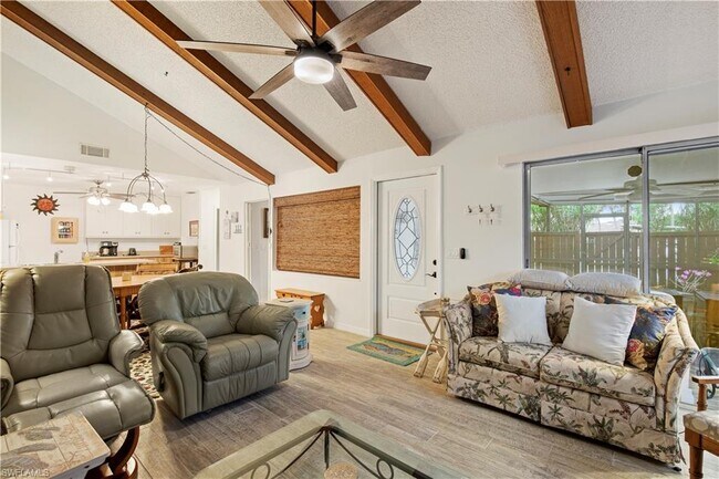 Building Photo - 6406 Royal Woods Dr