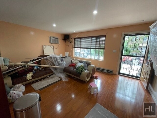 Foto del edificio - 315 Berriman St