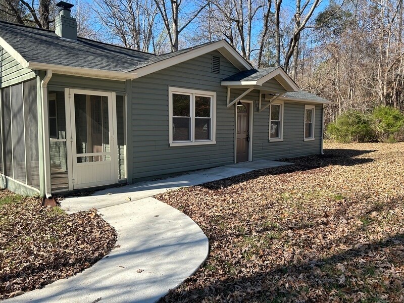 Foto principal - 300 Dayton Rd