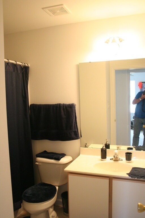 Foto del edificio - 5447 Ambrose Crossing