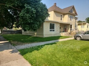 Building Photo - 603 Stephens Ave