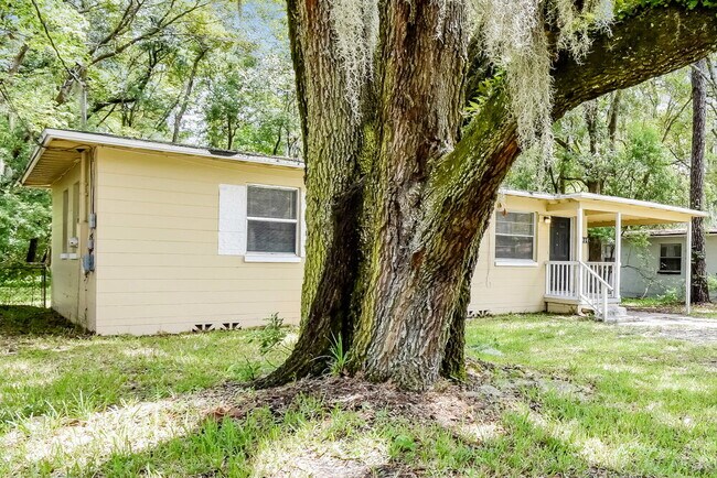 Building Photo - 4909 Mississippi Ct