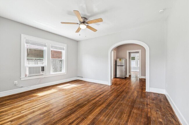 Foto del edificio - 1566 Munger St